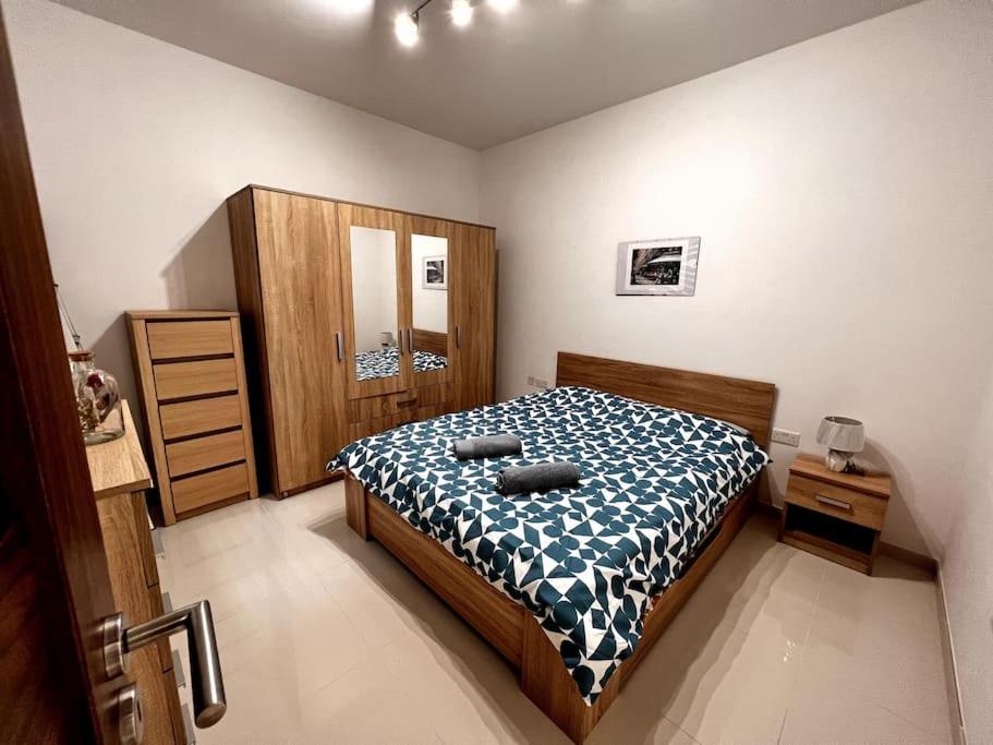 Viewline Seaview Modern 3 Bedroom Apartment Marsaxlokk Luaran gambar